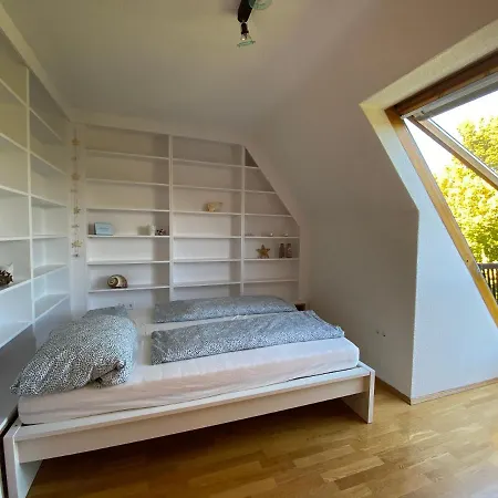 Albrecht * Wilhelmshaven