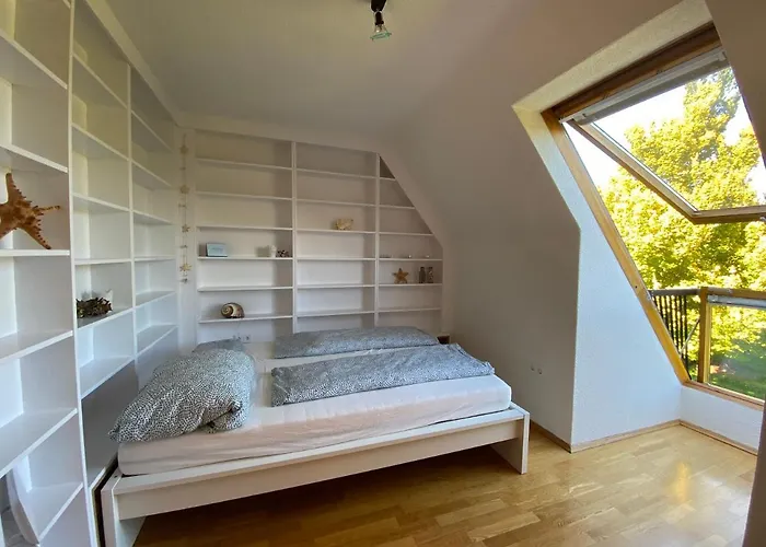 Albrecht * Wilhelmshaven